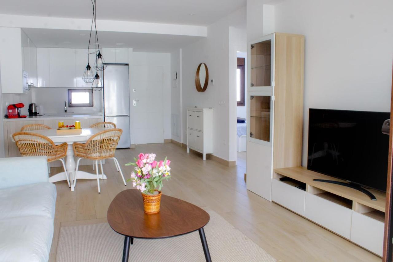 Beautiful Condo In Laguna Beach Resort Overlooking Laguna Rosa In Torrevieja With 2 Bedrooms And 2 Bathrooms Exterior foto