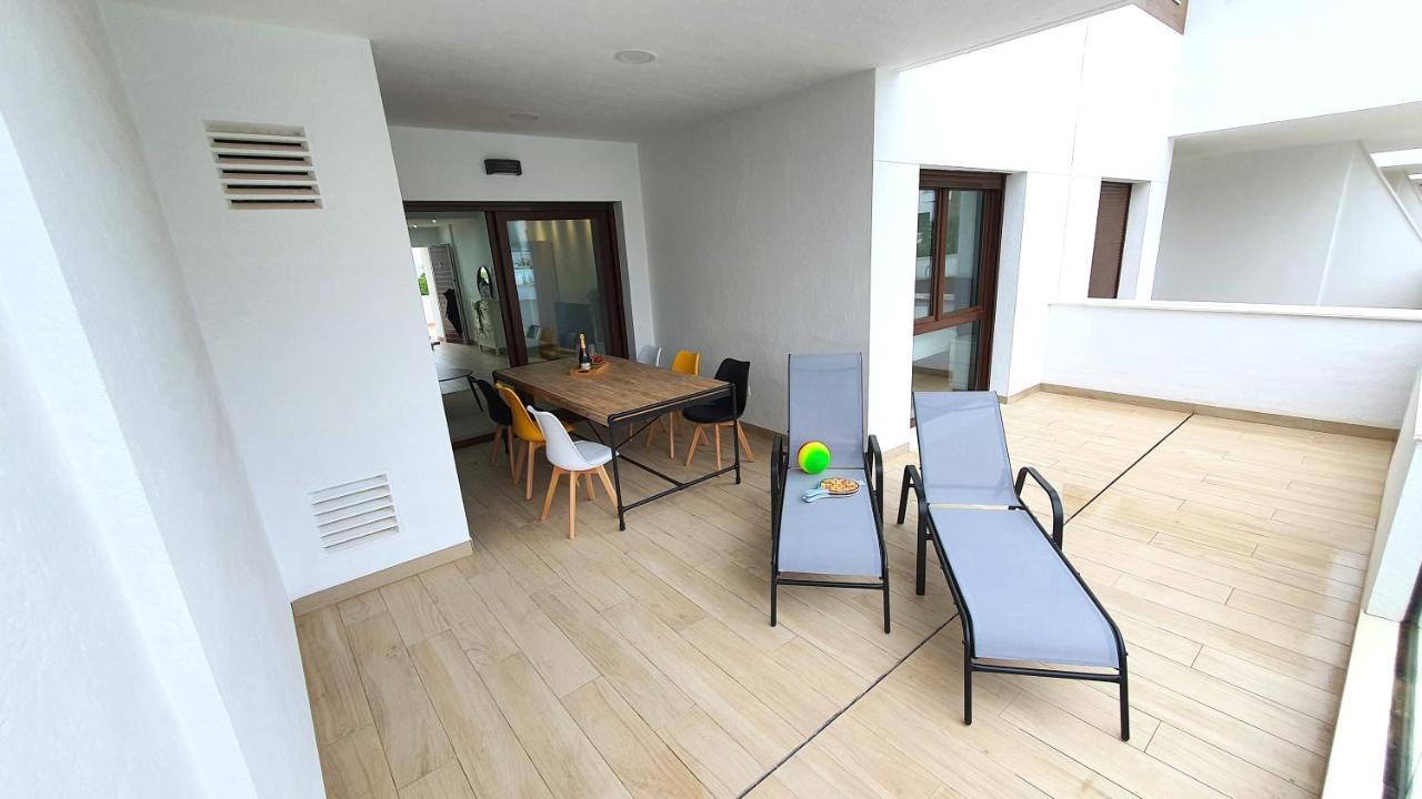 Beautiful Condo In Laguna Beach Resort Overlooking Laguna Rosa In Torrevieja With 2 Bedrooms And 2 Bathrooms Exterior foto